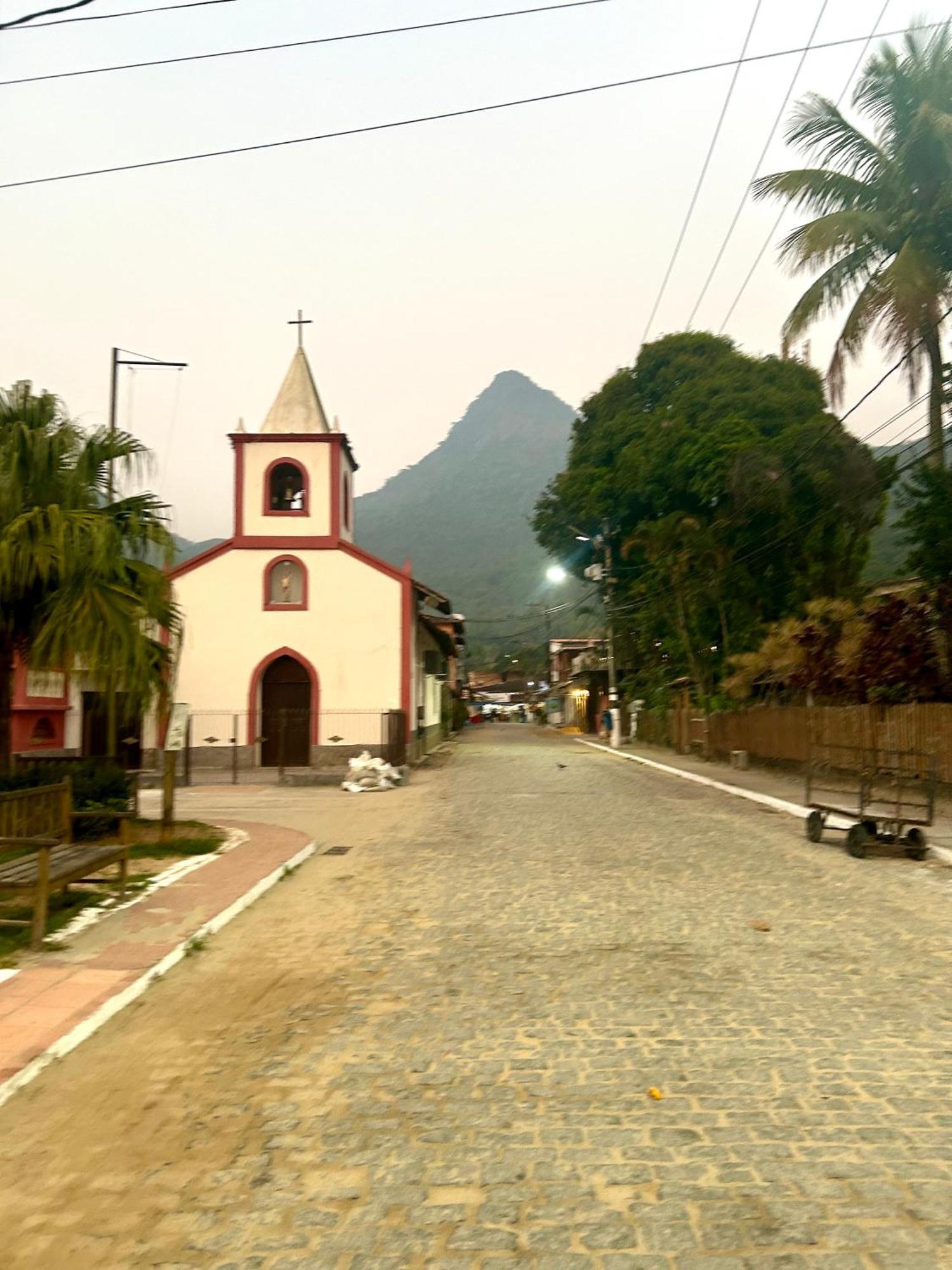 Вілла Casa Lane E Mu Vila do Abraao Екстер'єр фото